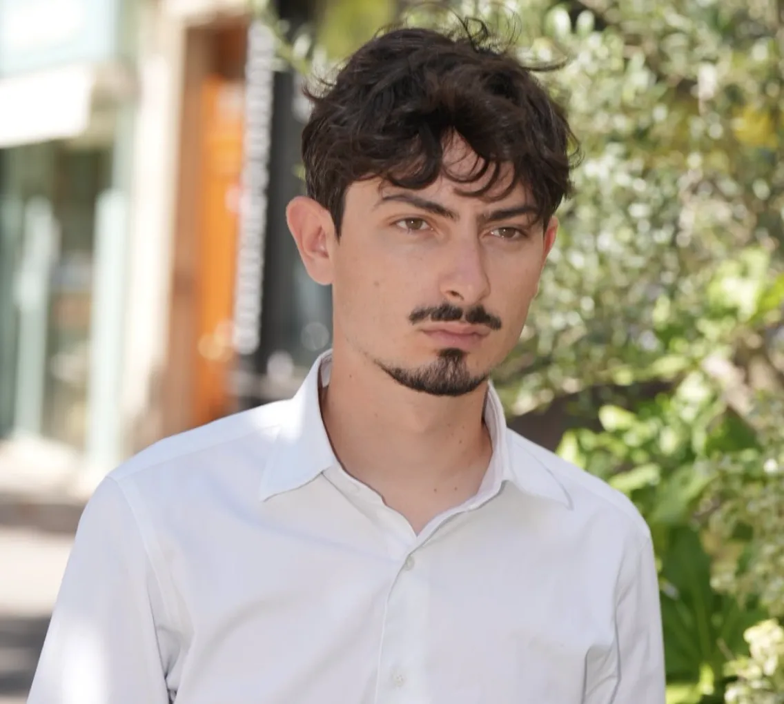 Théo